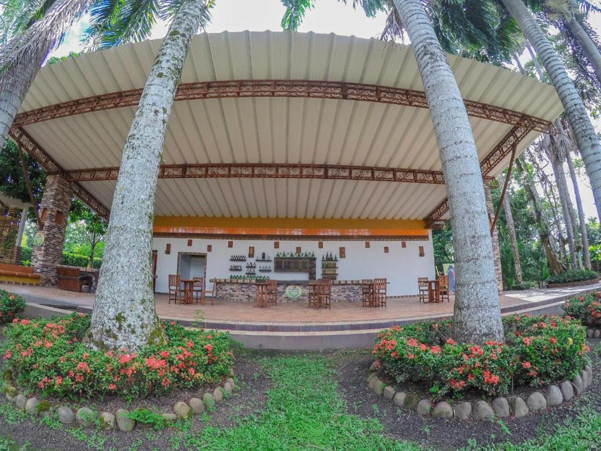 Hotel Hacienda Gualanday Apiay Kültér fotó