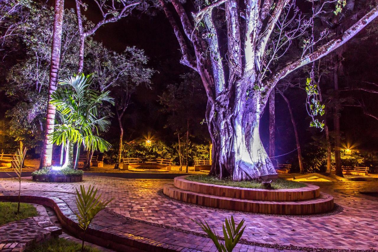 Hotel Hacienda Gualanday Apiay Kültér fotó
